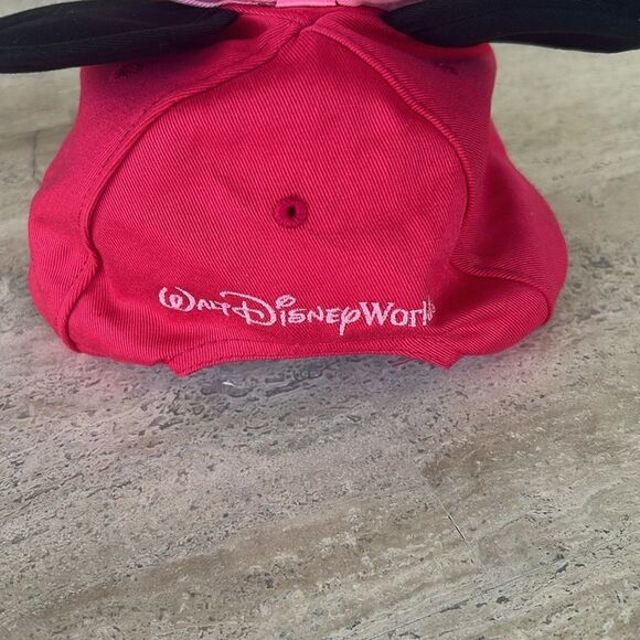 Pink Minnie Mouse Cap with Bow pls note mail rain on front - Picture 2 of 4